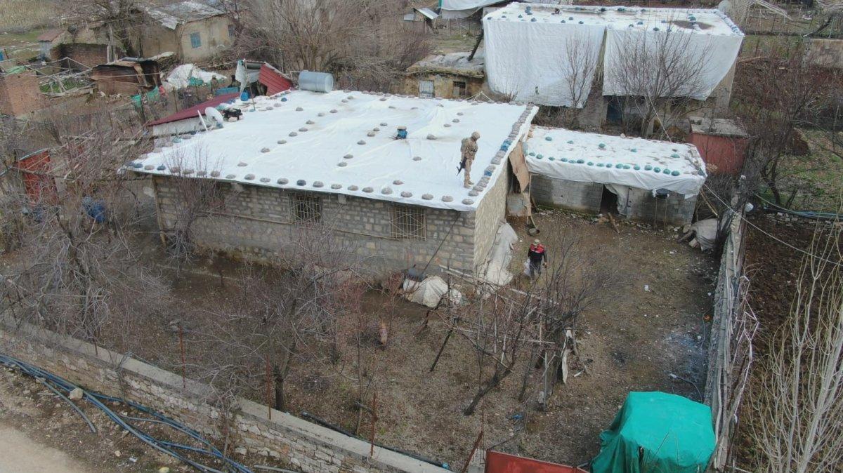 Diyarbakır’da dev narkotik operasyonu: 1 ton 734 kilo uyuşturucu yakalandı