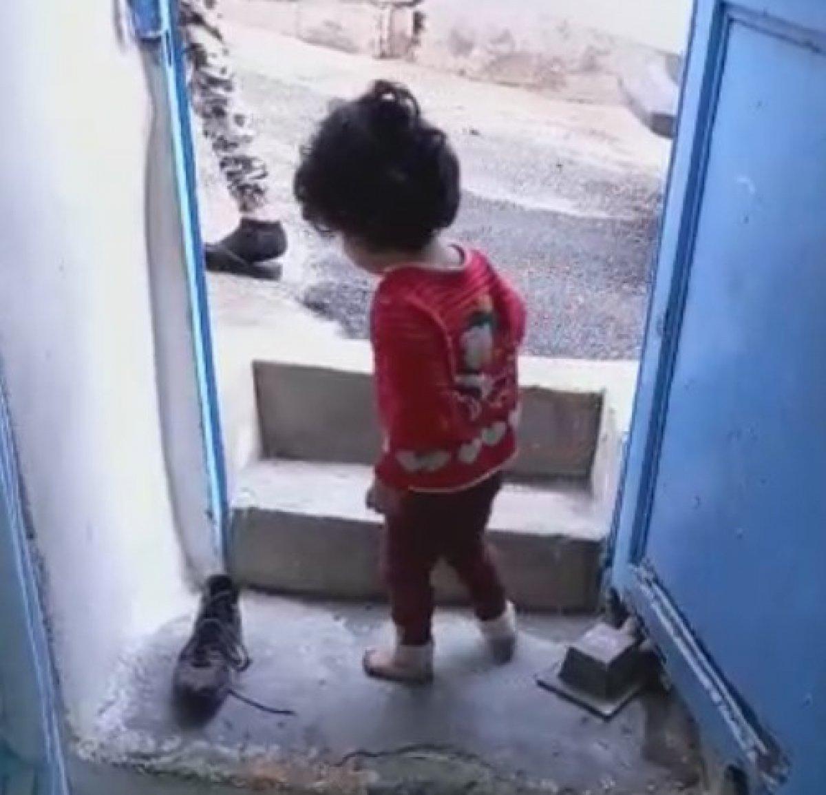 Gaziantep'te eşini çocuklarının gözü önünde bıçaklayıp, boğarak öldürdü