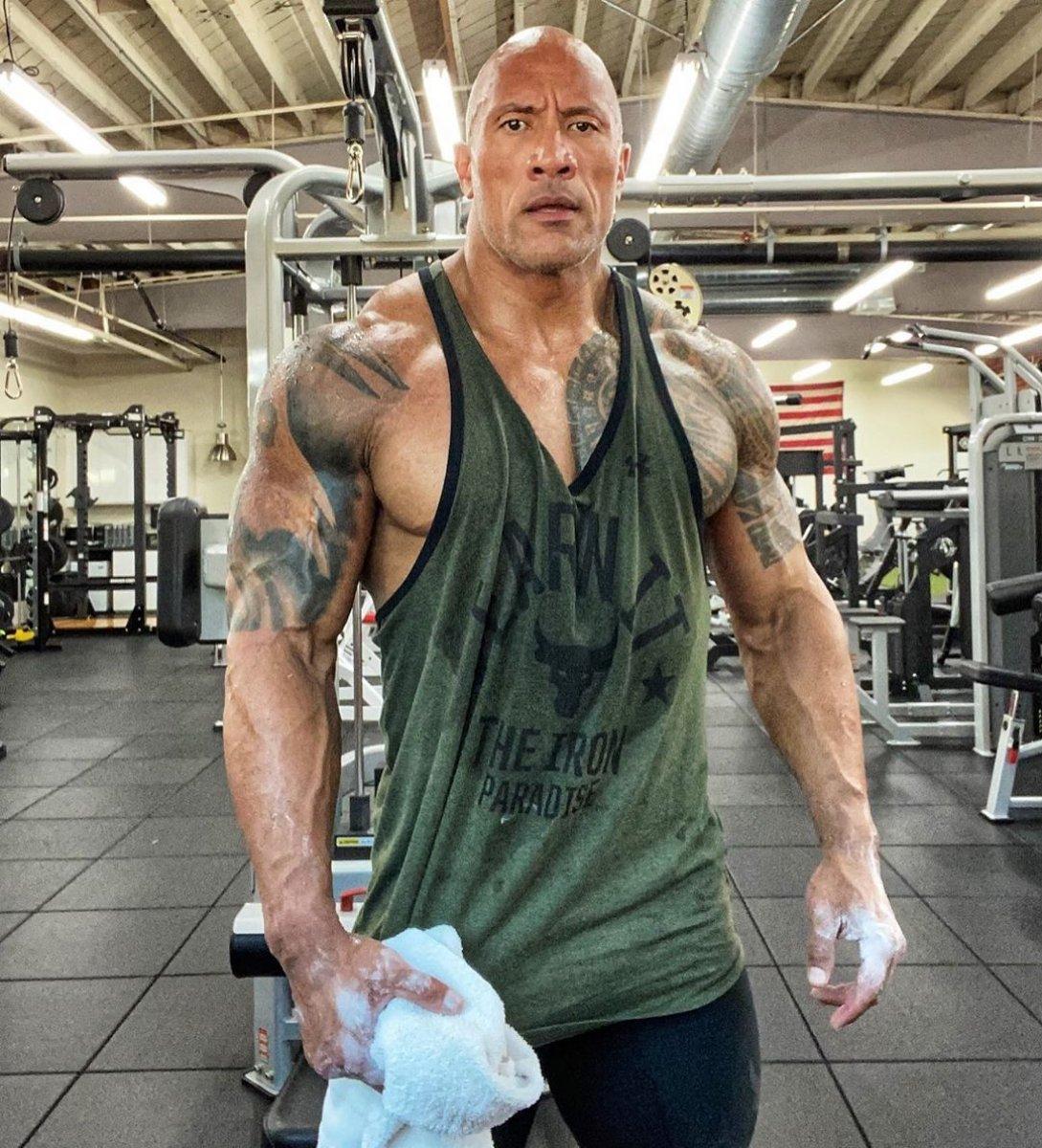 Dwayne Johnson: Başkanlık için yarışmayı değerlendiririm
