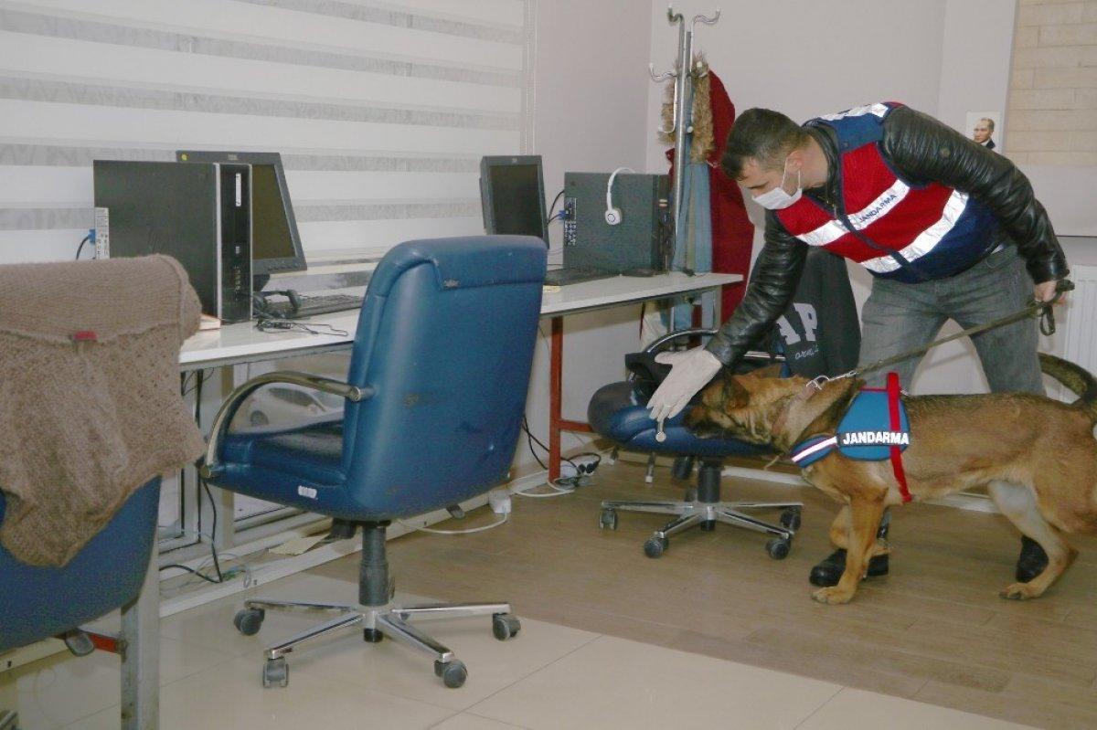 Afyonkarahisar’da 4 milyon liralık vurgun yapan çeteye operasyon