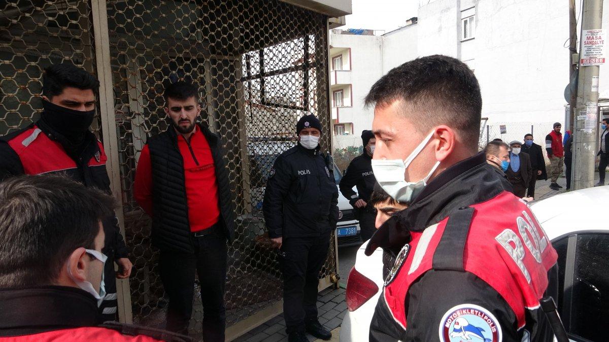Bursa'da polisi görünce kaçan ikili asker kaçağı çıktı