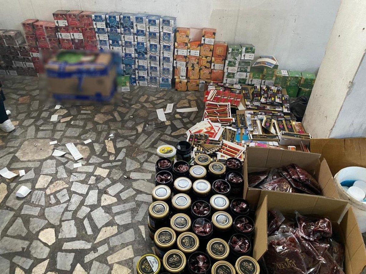 Beyoğlu'nda 5 ton sahte tütün ürünü ele geçirildi