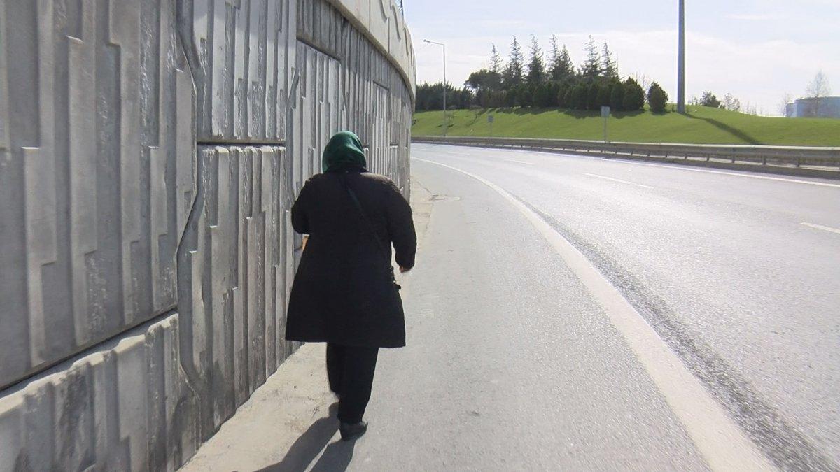 Kağıthane'de mezarlığa ulaşmak isteyenler ölümle burun buruna geliyor