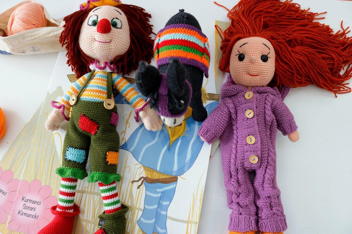 Diyarbakırlı kadınlar oyuncak üretti