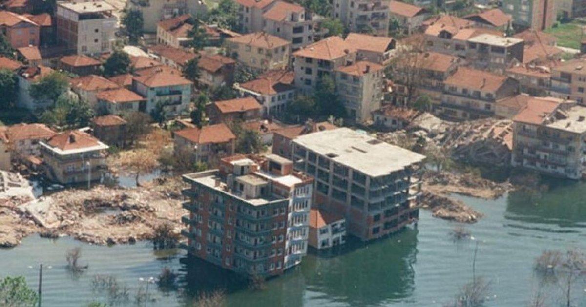 İstanbul'un deprem raporu: 200 bin bina risk altında