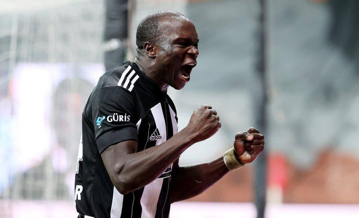 Beşiktaş'ta 10 futbolcunun sözleşmesi bitiyor