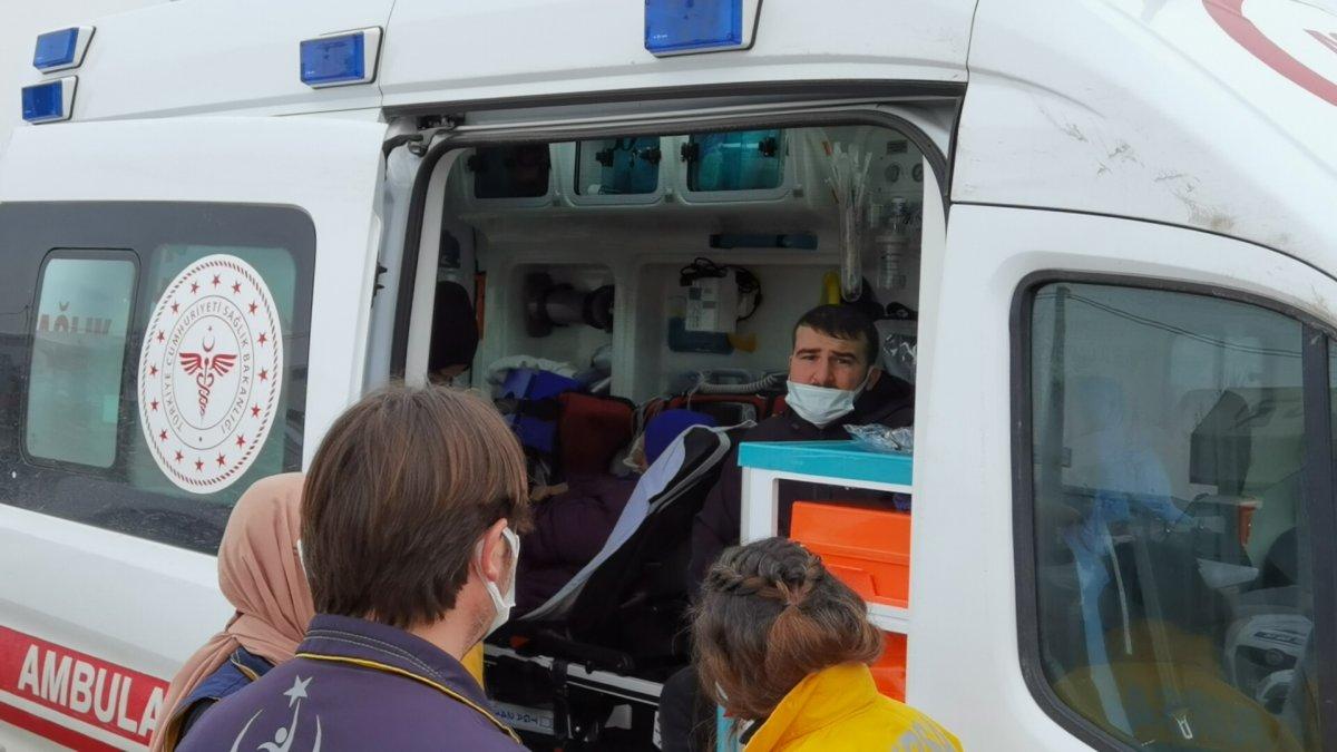 Bursa'da yaya geçidinde ölümden kıl payı kurtuldu