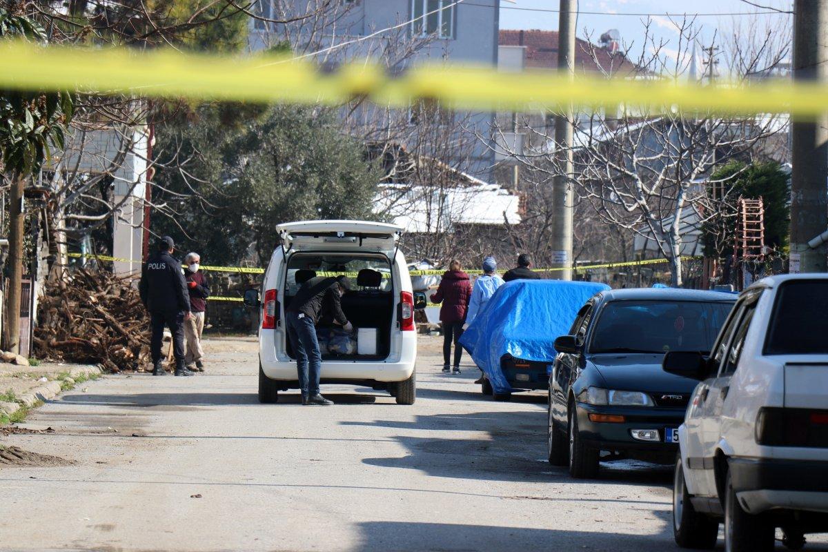 Sakarya'da akraba ziyareti korona getirdi: 7 evde 33 kişi karantinada