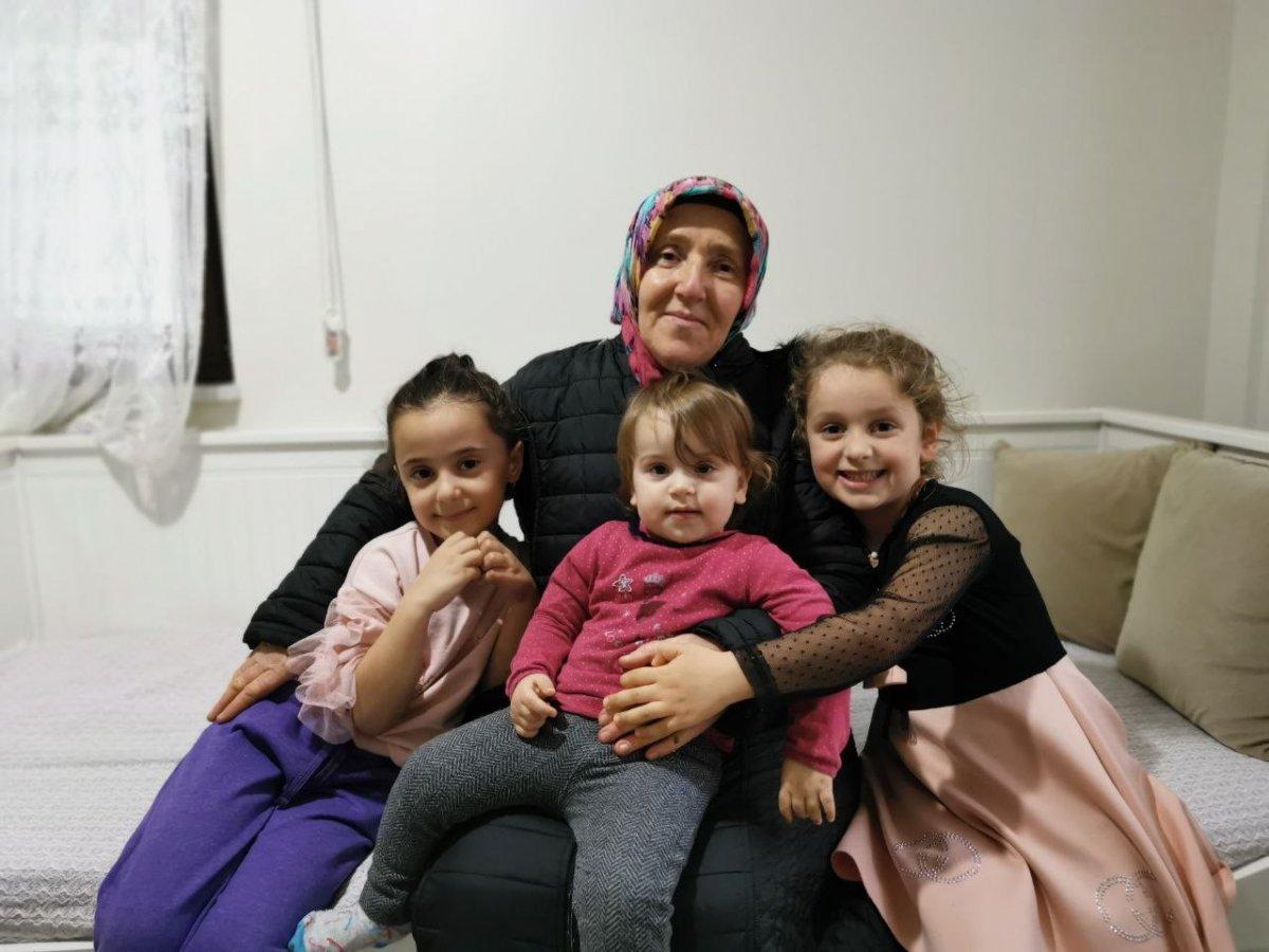 Kocaeli'de mahallenin 'bakkal ablası' çocukların kahramanı oldu