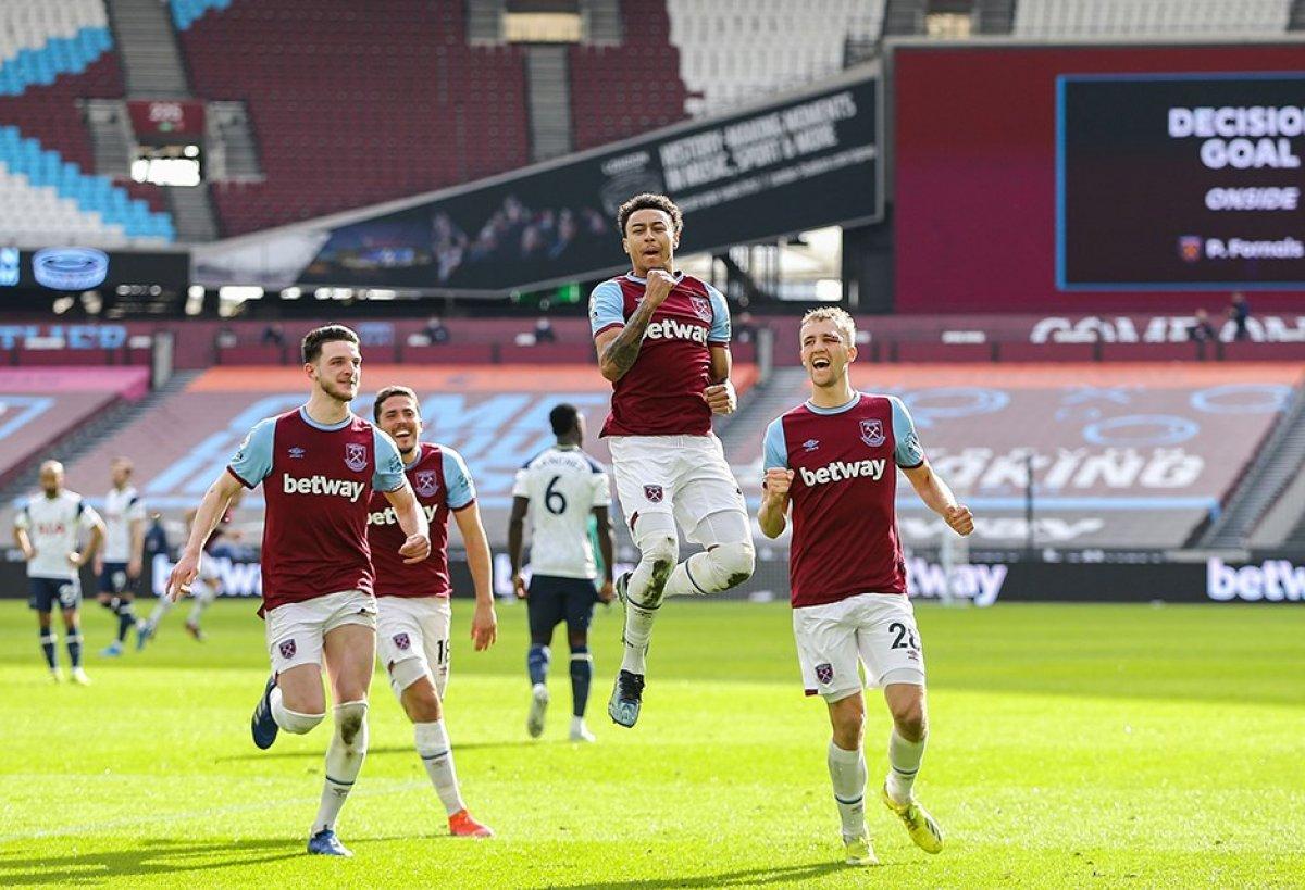 West Ham'dan koltuğu sallanan Mourinho'ya darbe