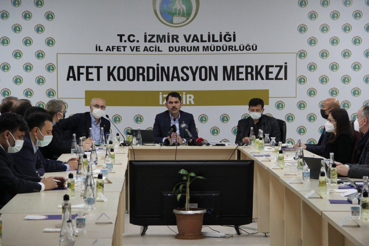 İzmir'de yıkılan Rıza Bey Apartmanı'nın yerine, yeşil alan yapılacak