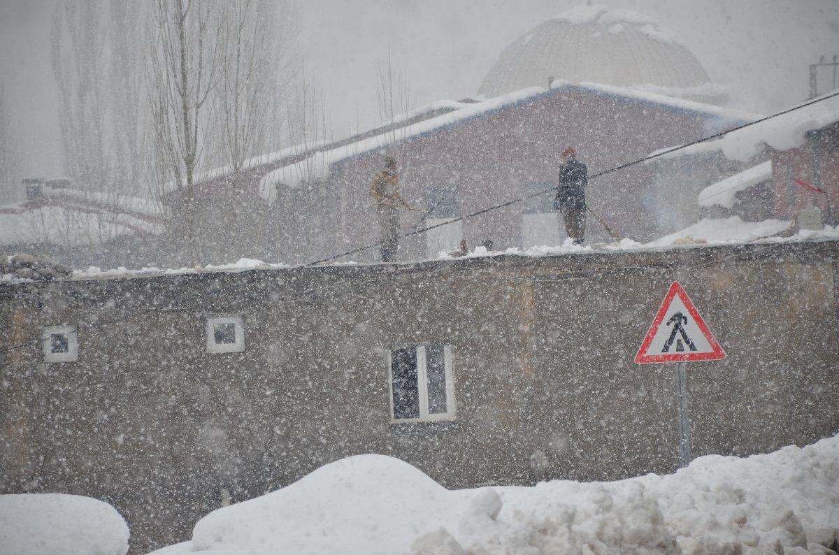 Şırnaklı köylülerin dam nöbeti