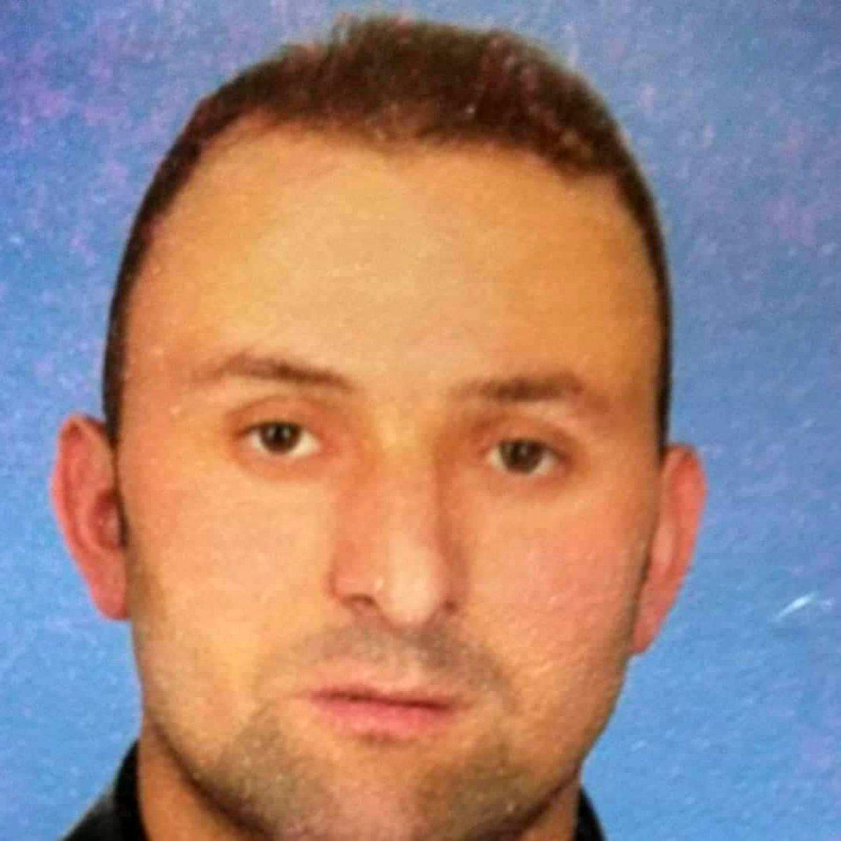 Gümüşhane’de ağacı keserken altında kaldı