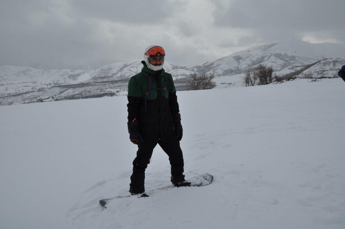 Tunceli dağlarında kar keyfi