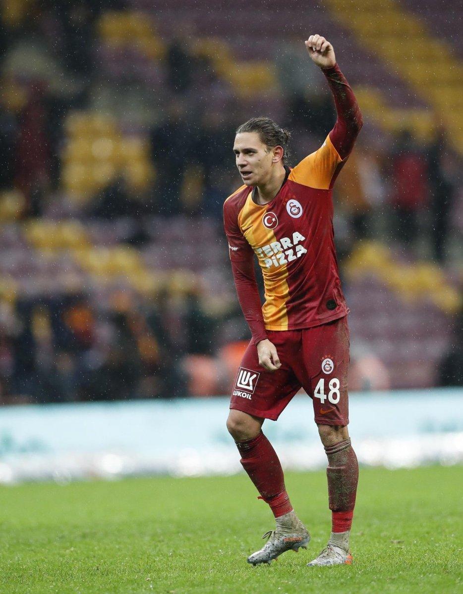 İtalyanlar, Taylan Antalyalı'yı takip ediyor