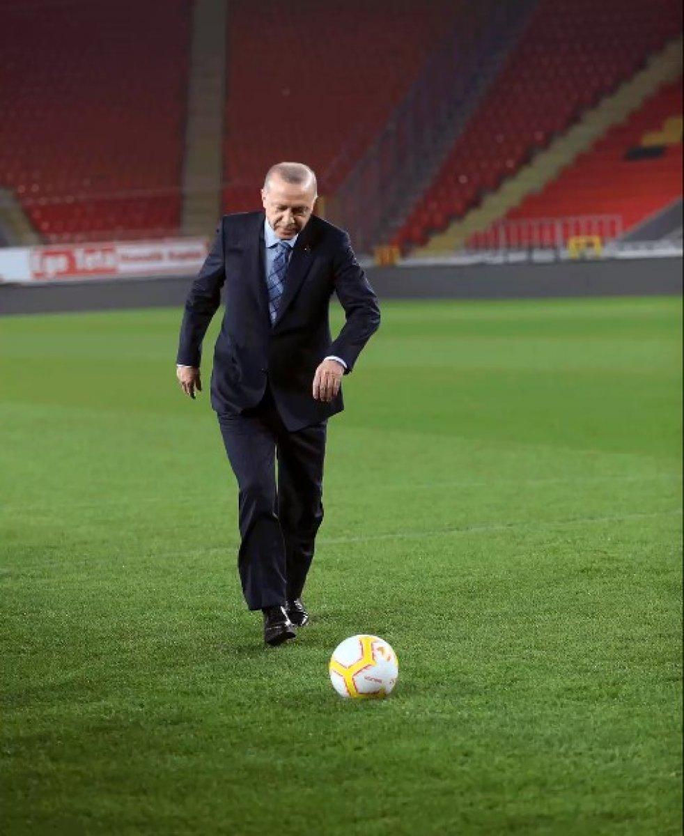 Cumhurbaşkanı Erdoğan'dan gol paylaşımı