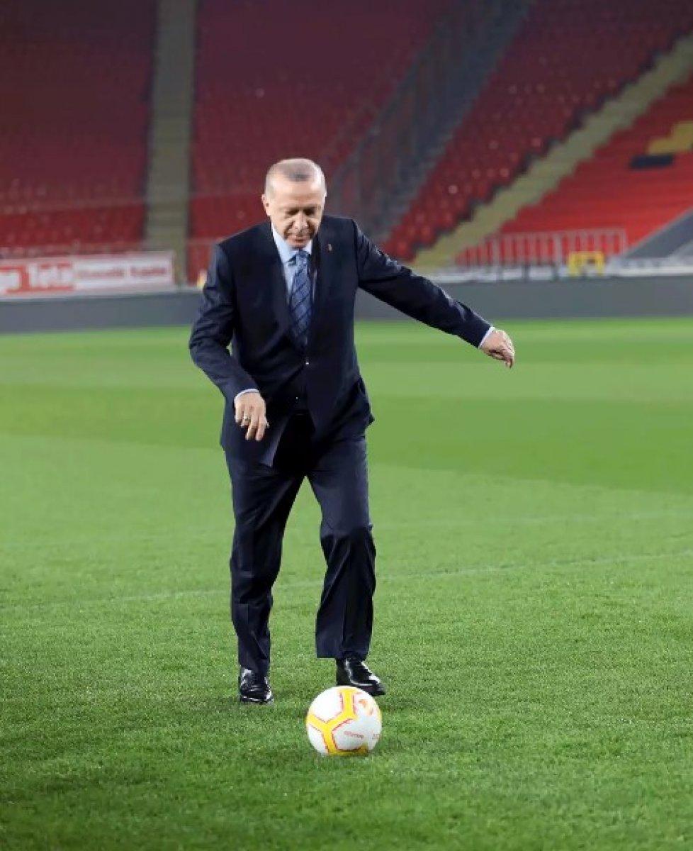 Cumhurbaşkanı Erdoğan'dan gol paylaşımı