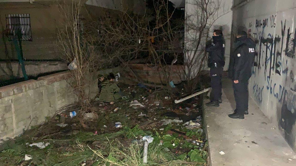 Sancaktepe'de polisten kaçan iki şüphelinin bacağı kırıldı