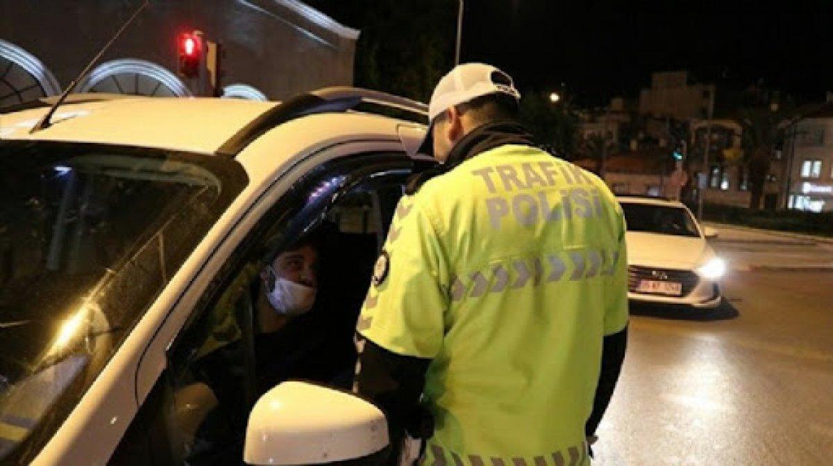 Kısıtlamalara uymayan 31 bin 197 kişi hakkında işlem yapıldı