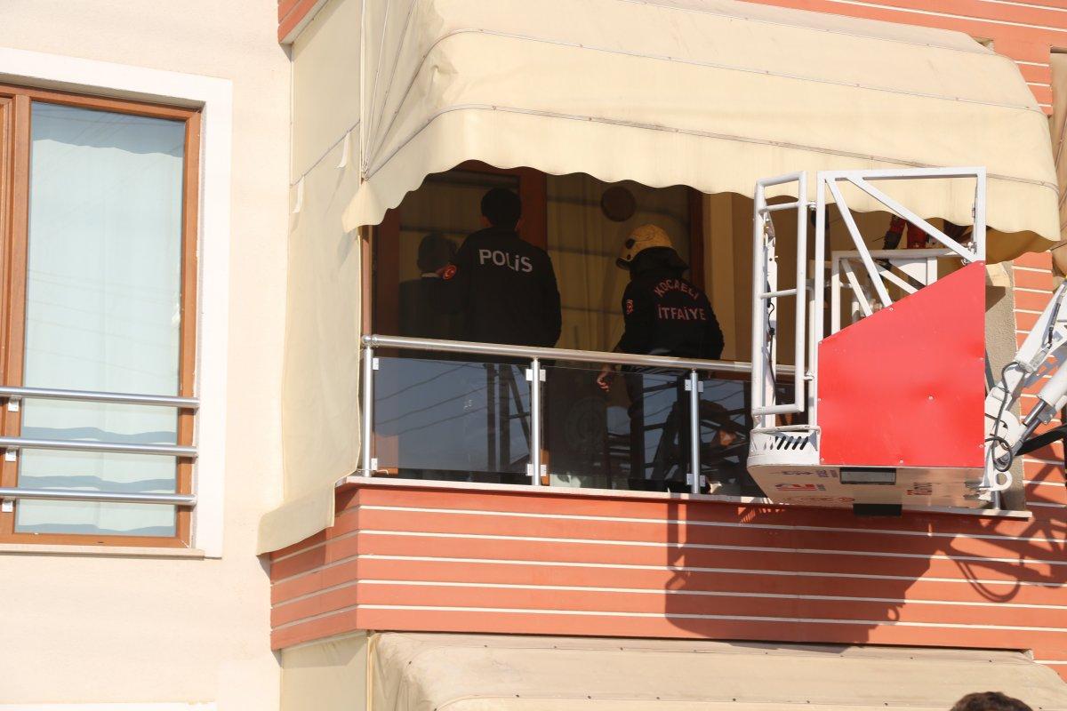 Kocaeli'de haber alınamayan adam evinde ölü bulundu