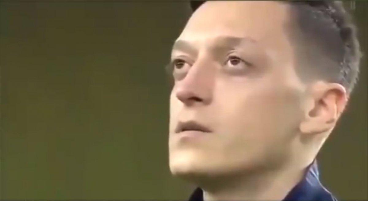 Mesut Özil'in İstiklal Marşı okuması Alman basınında