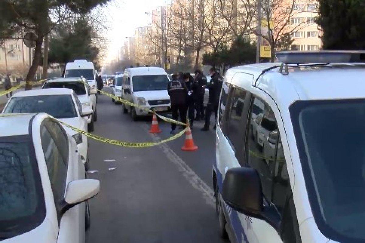 İstanbul'da sokak ortasında silahlı saldırı