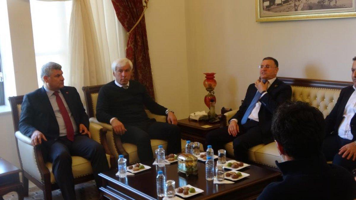 Aaron Boupendza, Krasnodar ile anlaştı