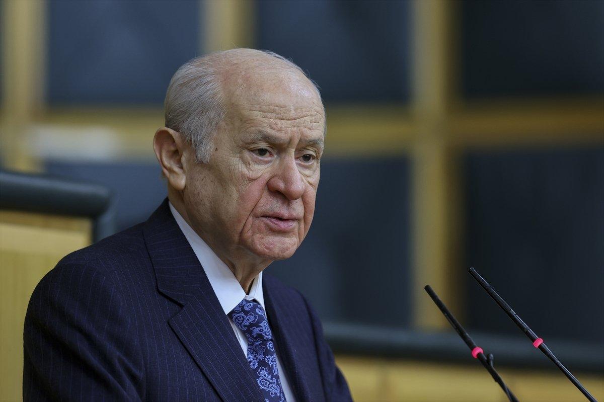 Devlet Bahçeli gençlere seslendi: Direnmeyi Türkiye düşmanlarına yapın