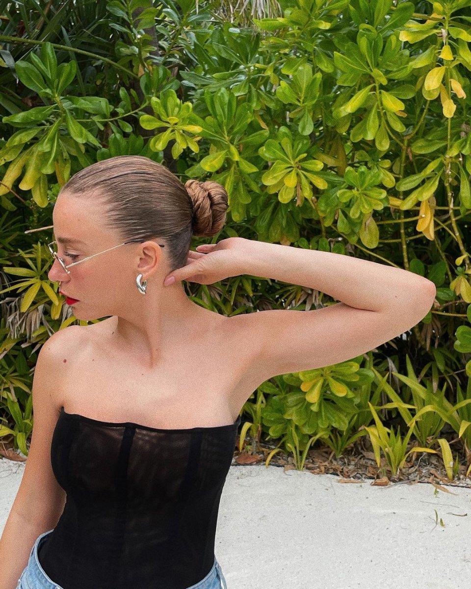 Serenay Sarıkaya'nın silikon operasyonunu duyuran vale işten çıkarıldı