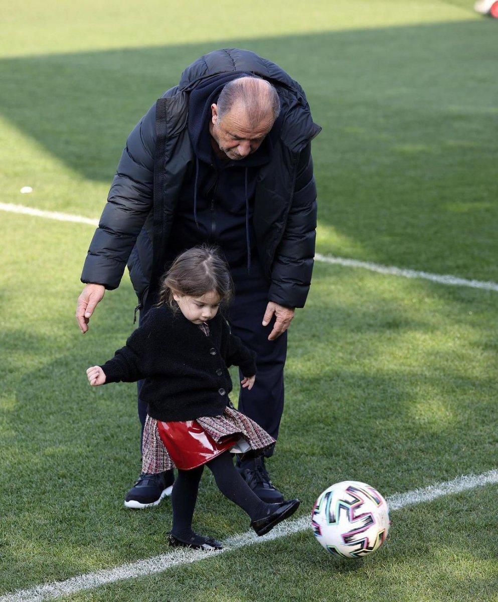 Fatih Terim'in torunları Florya'da