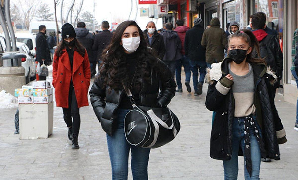 Vaka sayısının en az olduğu Hakkari'de, korona servisi boş kaldı