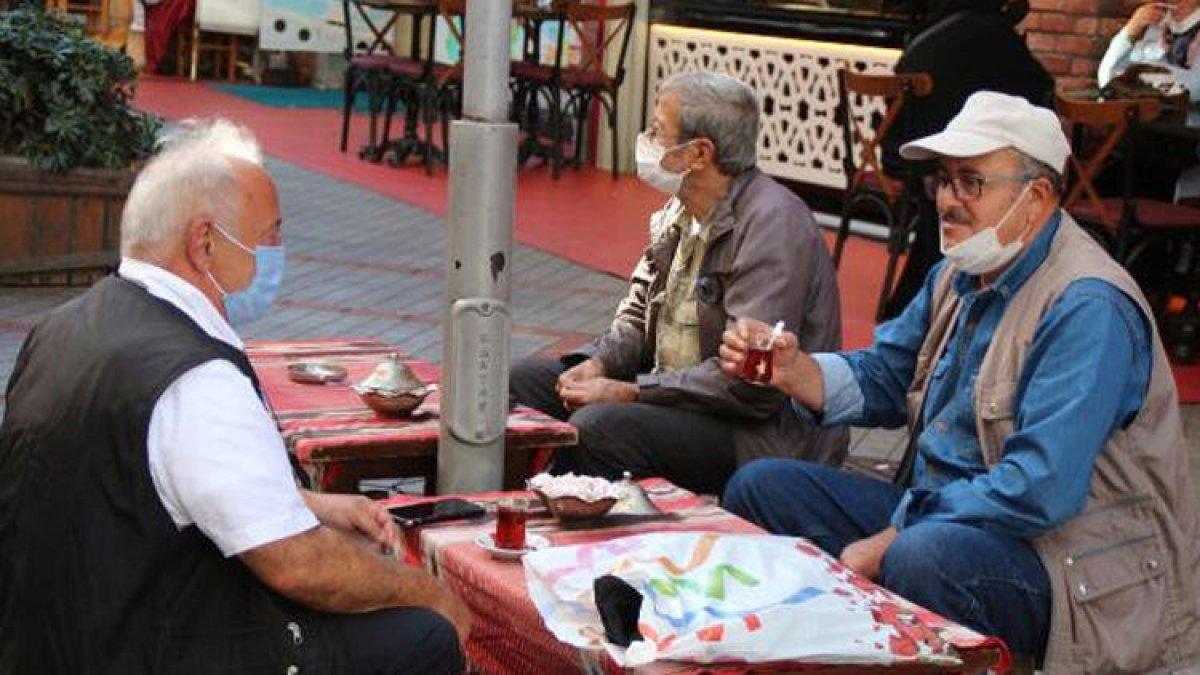 Vaka sayısı artan Rize'de çay sohbetleri yasaklandı