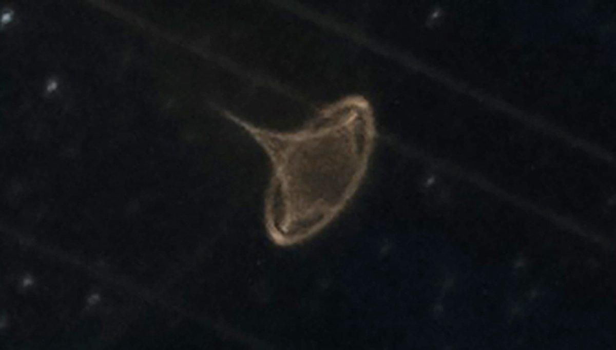 Antalya'daki fotoğrafçı, gökyüzünde ilginç bir nesneye rastladı