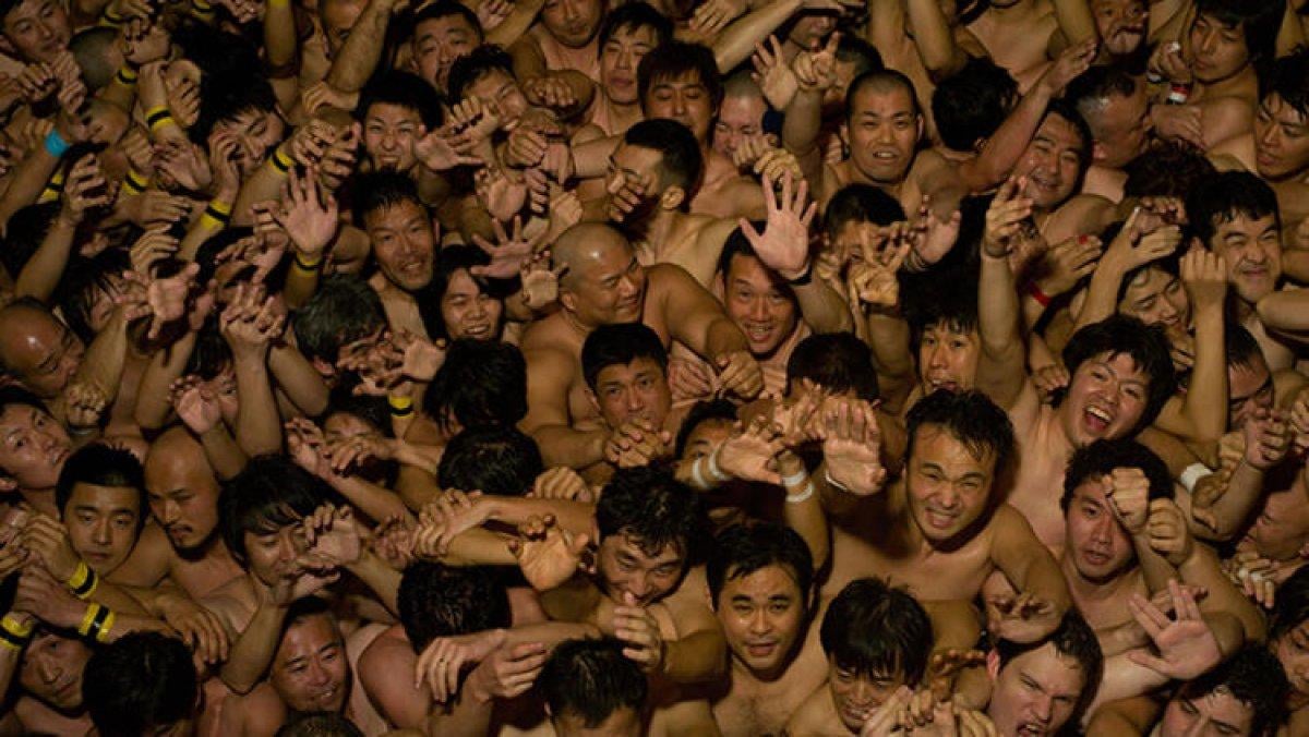 Japonya'da pandemiye rağmen Hadaka Matsuri festivali yapıldı