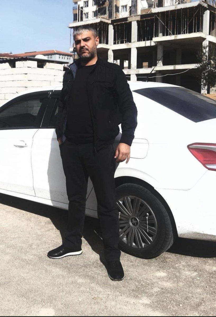 Gaziantep'te takla atan otomobilde yanarak öldü