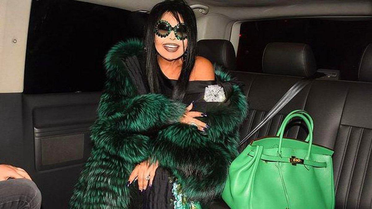 Bülent Ersoy 450 bin TL'ye kürk satın aldı