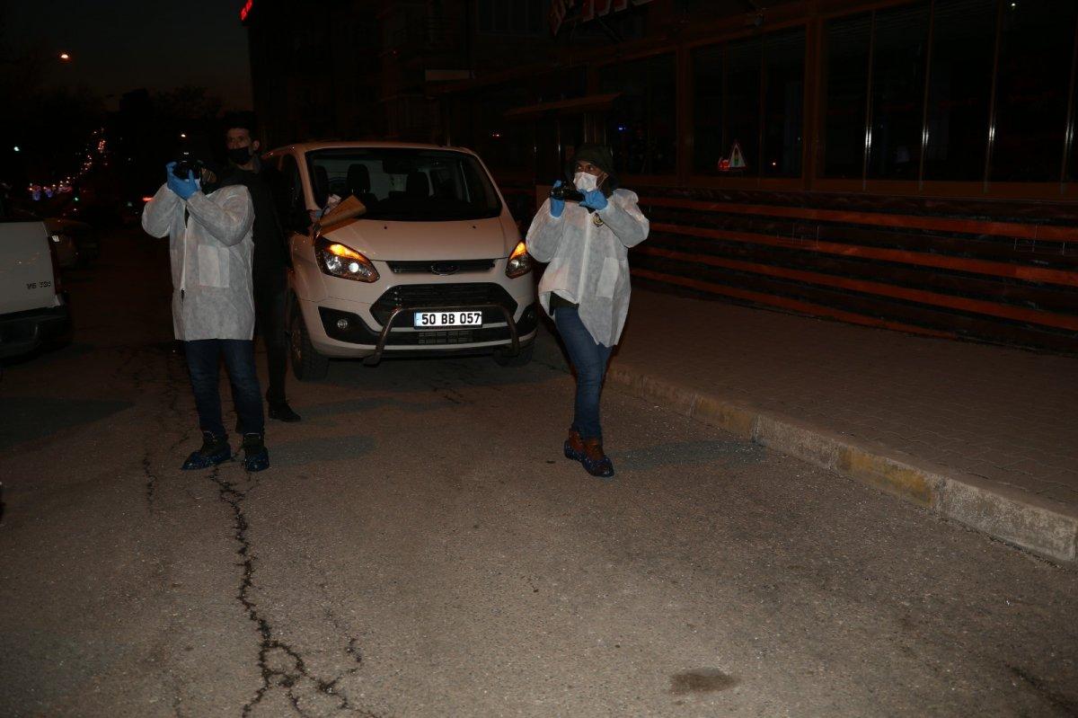 Nevşehir’de sevgilisini boğazından bıçaklayarak öldürdü