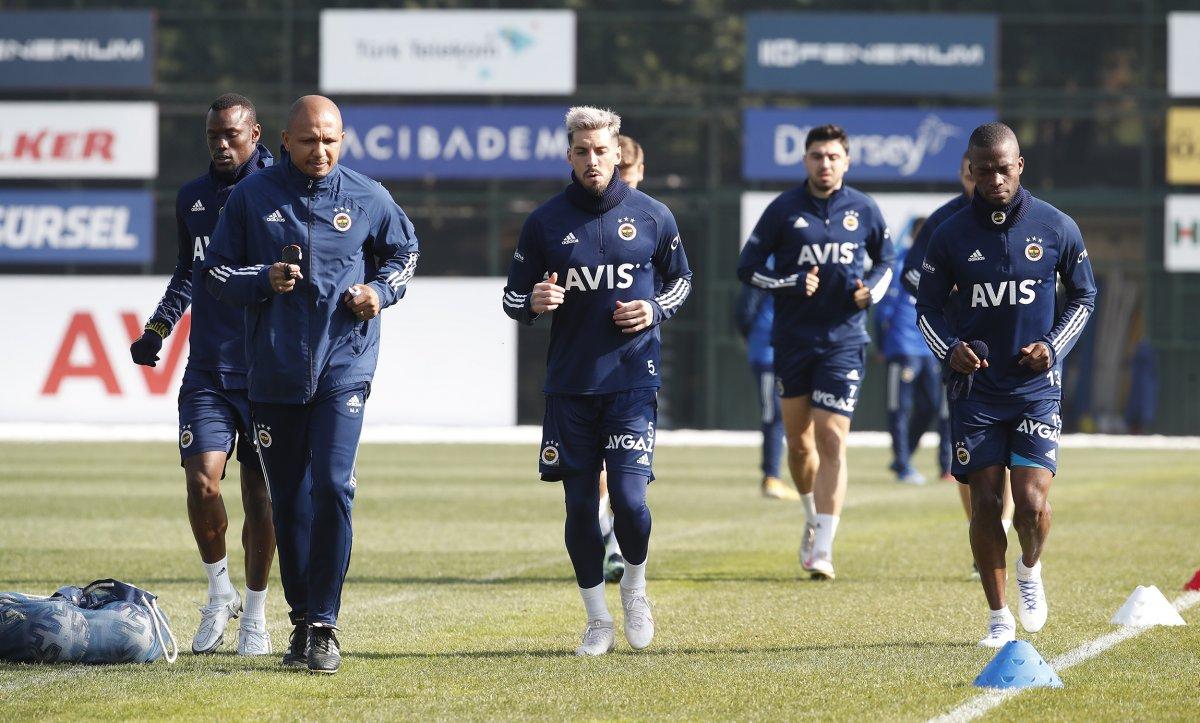 Fenerbahçeli futbolcular Trabzon maçına kenetlendi