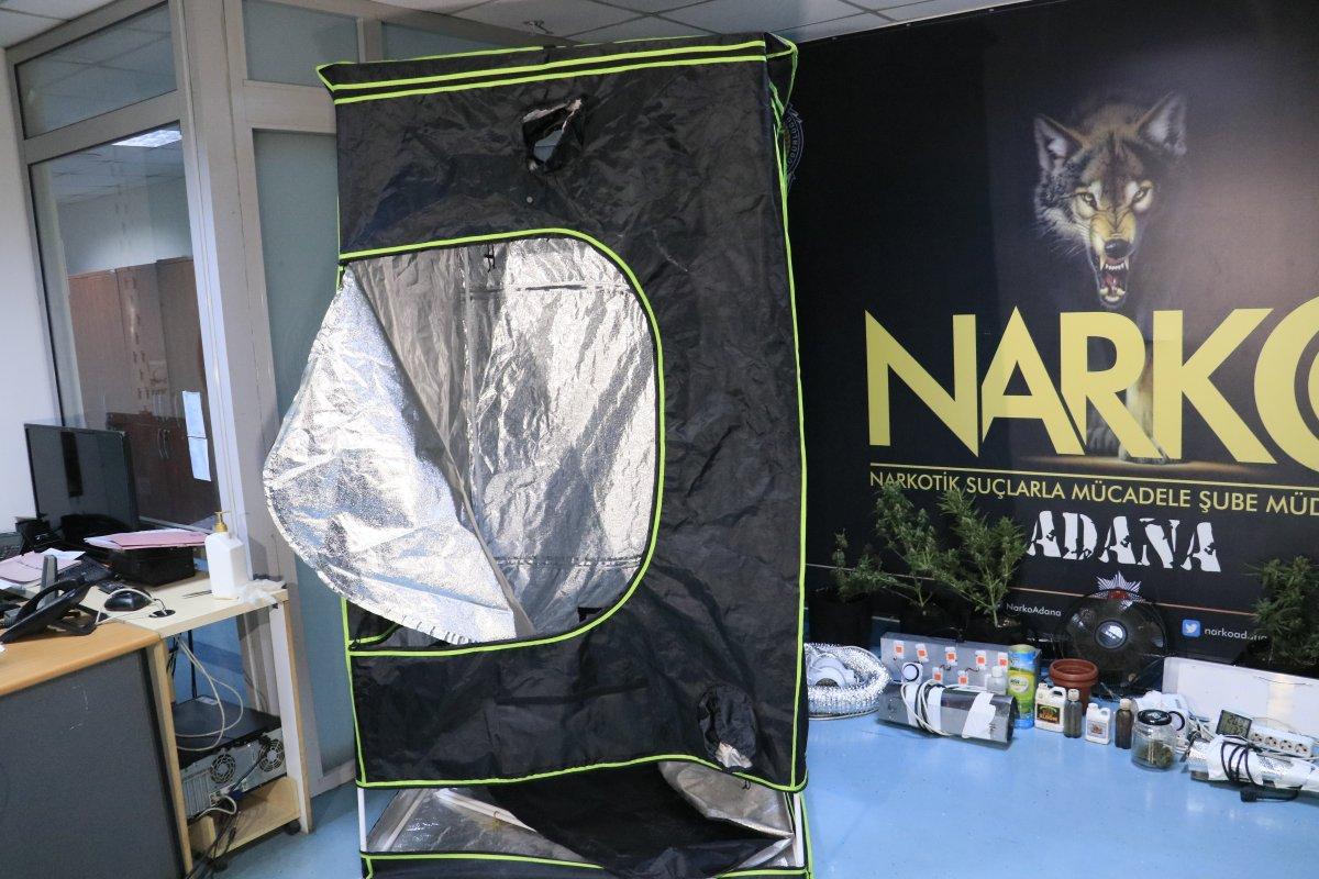 Adana’da evlerinde uyuşturucu yetiştiren baba ve oğlu yakalandı