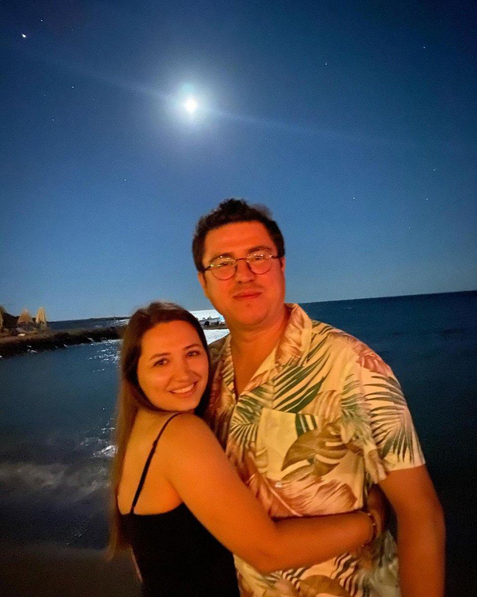 İbrahim-Nurdan Büyükak çifti, bebeklerinin cinsiyetini açıkladı