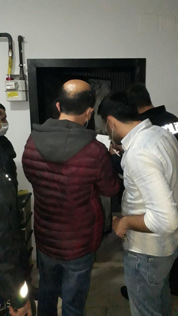 Kahramanmaraş’ta apartlara baskın