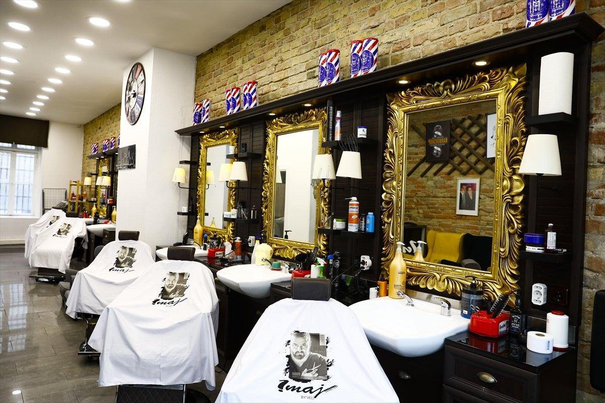 Almanya'da berberler, 11 haftalık aranın ardından açılacak