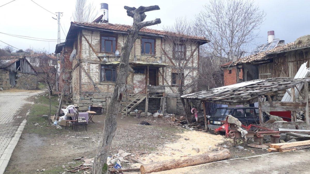 Ankara'da tartıştığı komşusunu av tüfeğiyle vurarak öldürdü