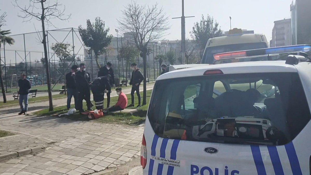 Sultangazi'de kısıtlama saatlerinde bacağından bıçaklandı