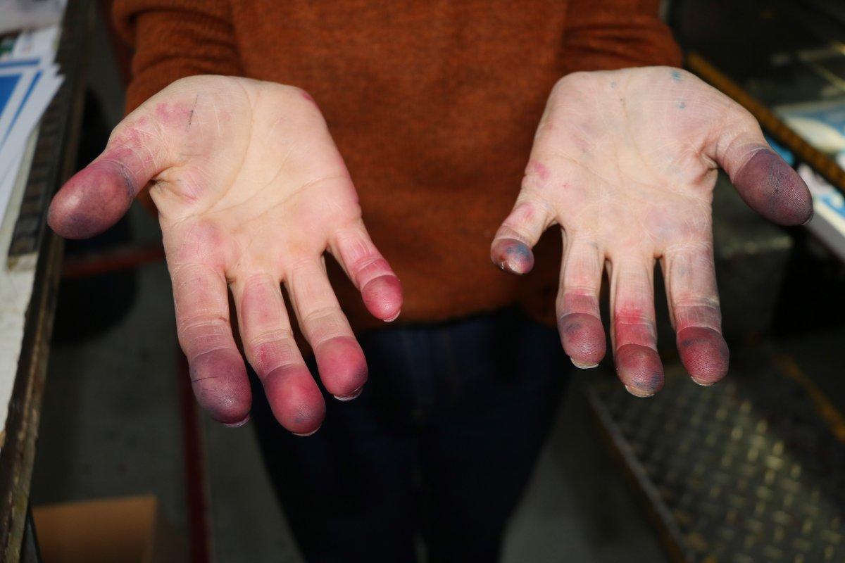 Bu matbaada kadın ustalar çalışıyor