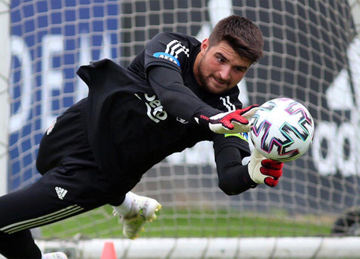 Ersin Destanoğlu, 10 maçta gol yemedi