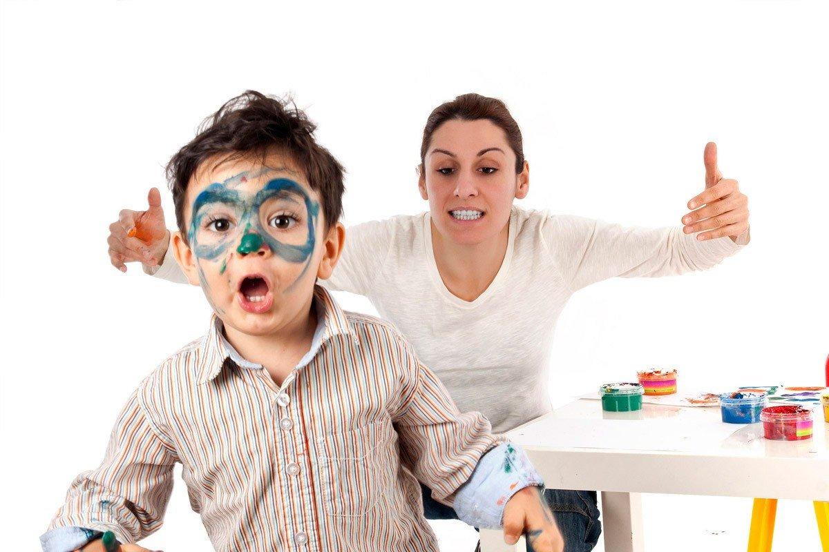 Dikkat eksikliği ve hiperaktivite bozukluğu (DEHB) nedir, belirtileri nelerdir? DEHB tedavisi var mı?