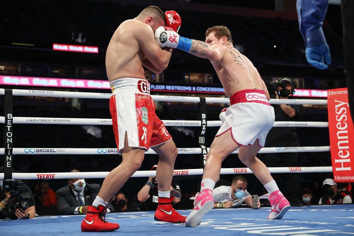 Avni Yıldırım Canelo Alvarez karşısında 3. raundda mağlup oldu