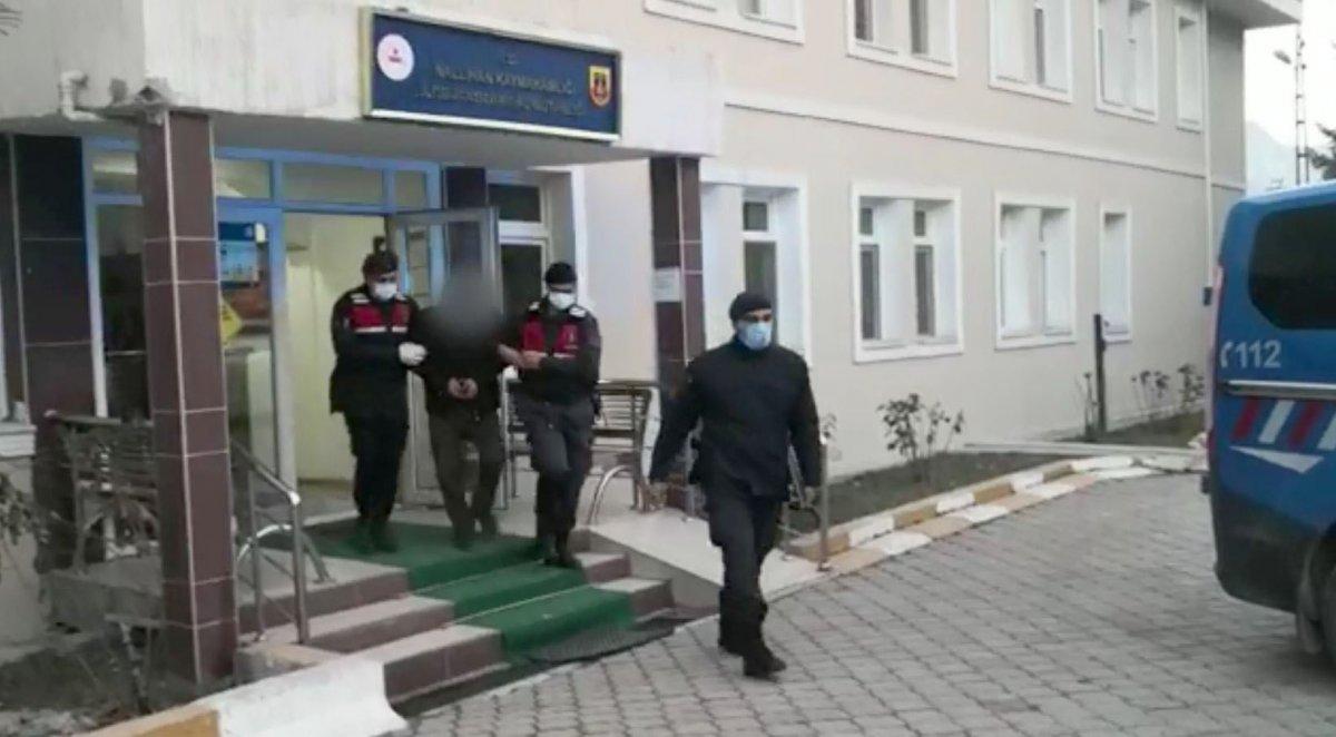 Ankara'da tartıştığı komşusunu av tüfeğiyle vurarak öldürdü