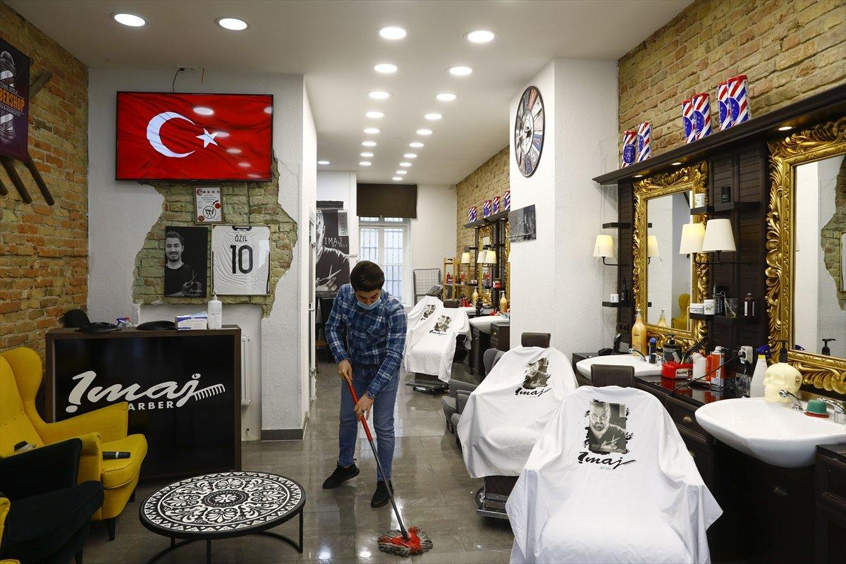 Almanya'da berberler, 11 haftalık aranın ardından açılacak